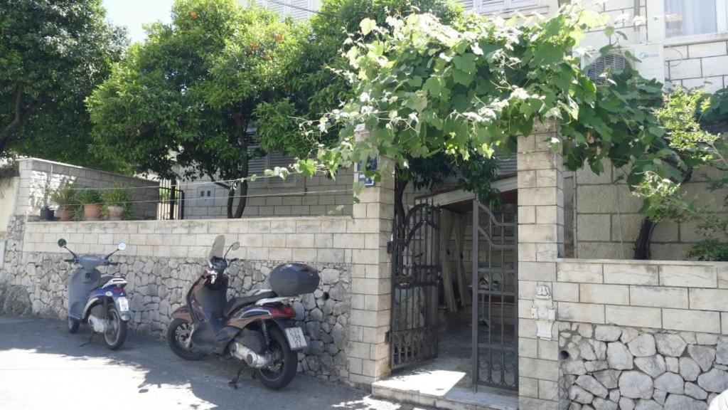 Apartment Wild Orange Dubrovnik Exterior photo